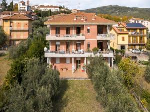 Home in Tuoro sul Trasimeno near Lago Trasimeno