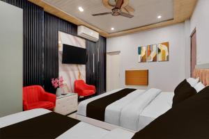 Super Townhouse Varanasi Cantonment Formerly Ayushman Inn