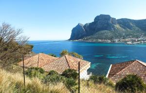 2 Bedroom Cozy Home In Capaci