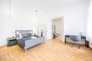 Home Minimalist Urban Escape - Central Budapest