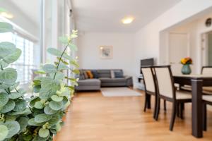 Marie 2 BDR Apartment