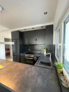 Family Retreat in Kineta I Near the Beach