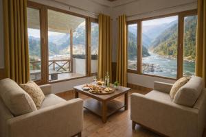 The Bisht Riverside Cottage - Top Rated & Most Awarded Property in Tirthan Valley