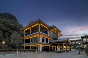 Hilton Quang Hanh Onsen Resort