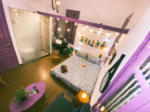 May - PURPLE ROOM