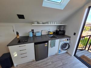 Great Warm Studio Unit