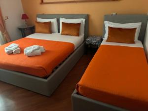 B&B Rifugio di Roma upon Metro B pvt bathroom pvt balcon