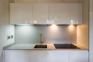 Bright apartment with seaview