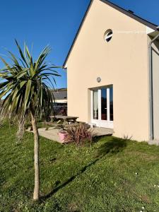 Maison Blanche 300 m de la plage - Surtainville