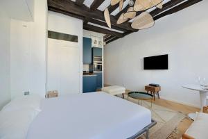 Authentic studio - 2P - Hôtel de Ville