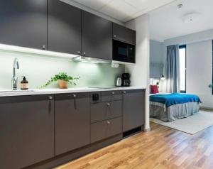 BLACK PEARL DELUXE Apartments in OLD TOWN