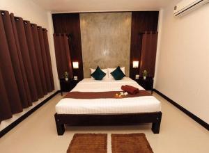 Thanawong Pool Villa