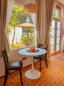 Mersika Aluna Beachfront Studio Garden View 10mins drive from Mersing Jetty Town