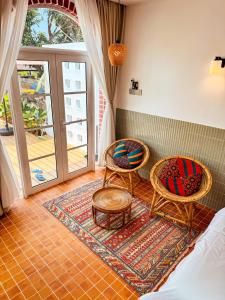 Mersika Aluna Beachfront Studio Garden View 10mins drive from Mersing Jetty Town