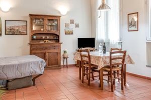 Santacroce 52 Firenze