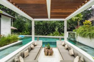 Ubud Jungle Villa - 5BR Luxury with Private Gym Enjoy Forest