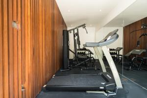 Ubud Jungle Villa - 5BR Luxury with Private Gym Enjoy Forest