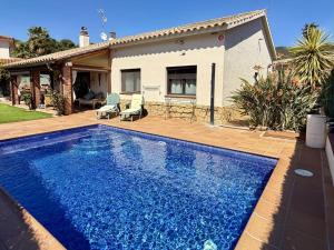 Can Jamy by Costabravaway