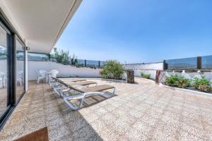 Bungalow Olas del Risco - Ocean views - Beach 2 min By Lanzarote Vacation Homes