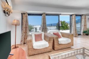Bungalow Olas del Risco - Ocean views - Beach 2 min By Lanzarote Vacation Homes
