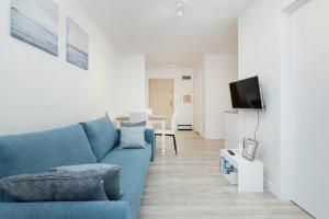 Jasny Apartament z Balkonem w Świnoujściu by Noclegi Renters
