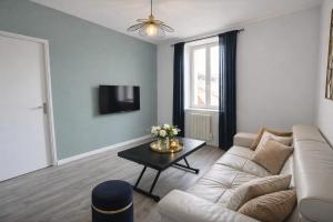 M003 Beau t2 en hyper centre