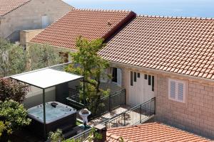 Apartments Baltazar with Sea View&Jacuzzi
