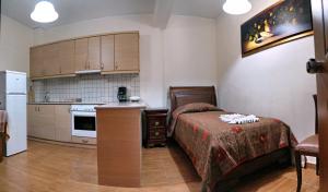 HOTEL VICKY II