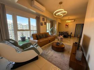 Modern Cozy 2BR Next to Okada Casino Manila Airsports MOA