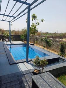 Farm House with newly constructed 2BHK Villa