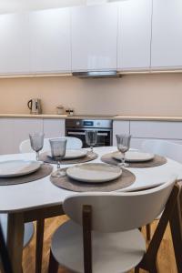 Cozy Brand New apartment 10 min from Riga center