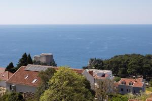 Apartments Baltazar with Sea View&Jacuzzi