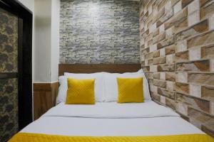 Golden Stay BKC
