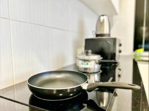 4R2B-Trinity Residence-City View-8Pax-JR Homestay57