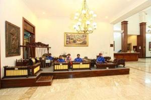 Kresna Hotel