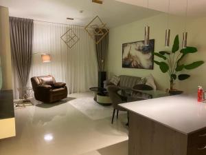 Abdali Views Luxury Suite