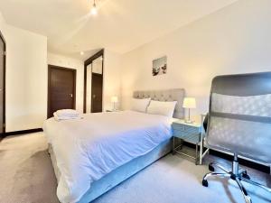 LUXURIOUS 2Bed in Dartford City Centre with parking
