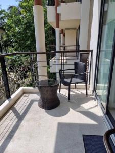 Apartment Eliza Samui in Garden Resort with Shared Pool