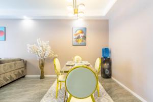 Elegant 1BR at Alba Gardens,Steps from Yaya Centre