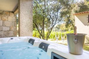 Carreços Beach Farm