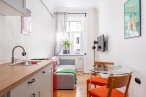 Designer Studios in Trendy Area