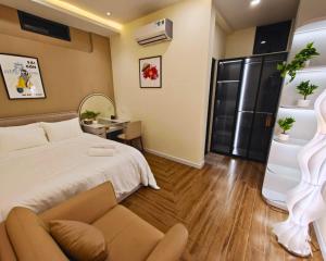 LYLAC Home Saigon NBK - Private Oasis 5BR Duplex in D1 near Japantown