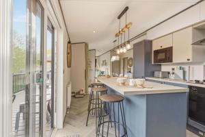 Woodland View Lodge - North East Escapes