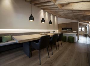 Edelweiss Apartments