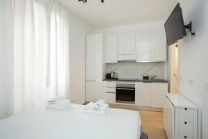 Navigli Studio 6 - Two Steps from Porta Genova by InnStay