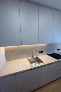 45 Pearl One-Bedroom Apartment with Sea View and Terrace
