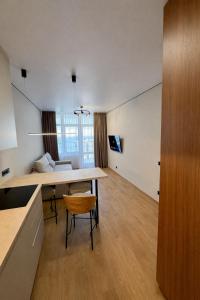 45 Pearl One-Bedroom Apartment with Sea View and Terrace