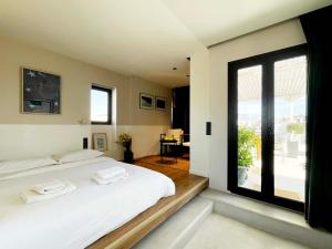 Acropol Studio Loft with amazing view & terrace