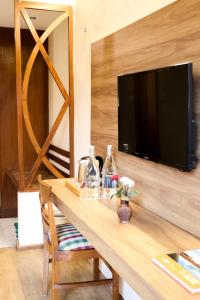 Hotel Lumbini Garden New Crystal