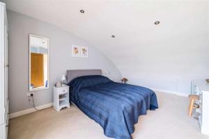 Luxury 3-Bedroom Apartment at West Bay harbour